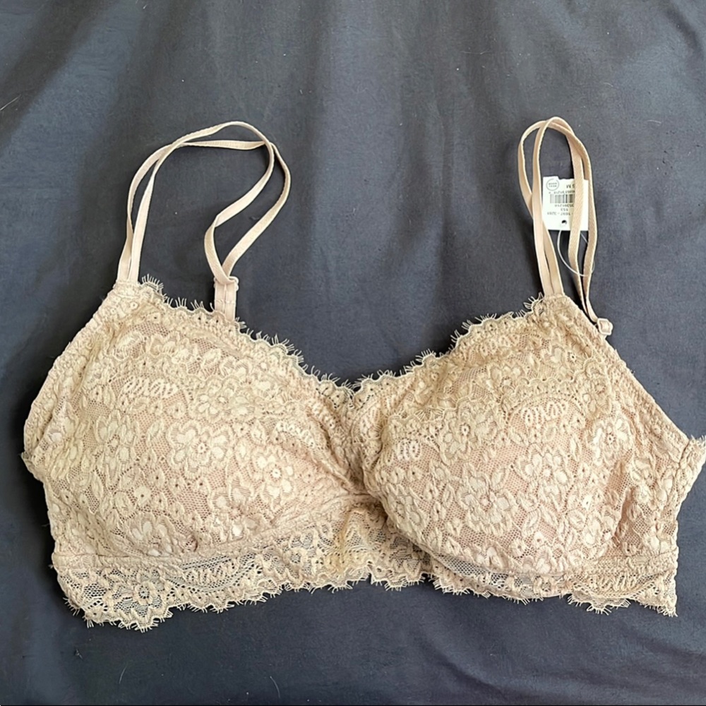Aerie Lace Bralette in Beige